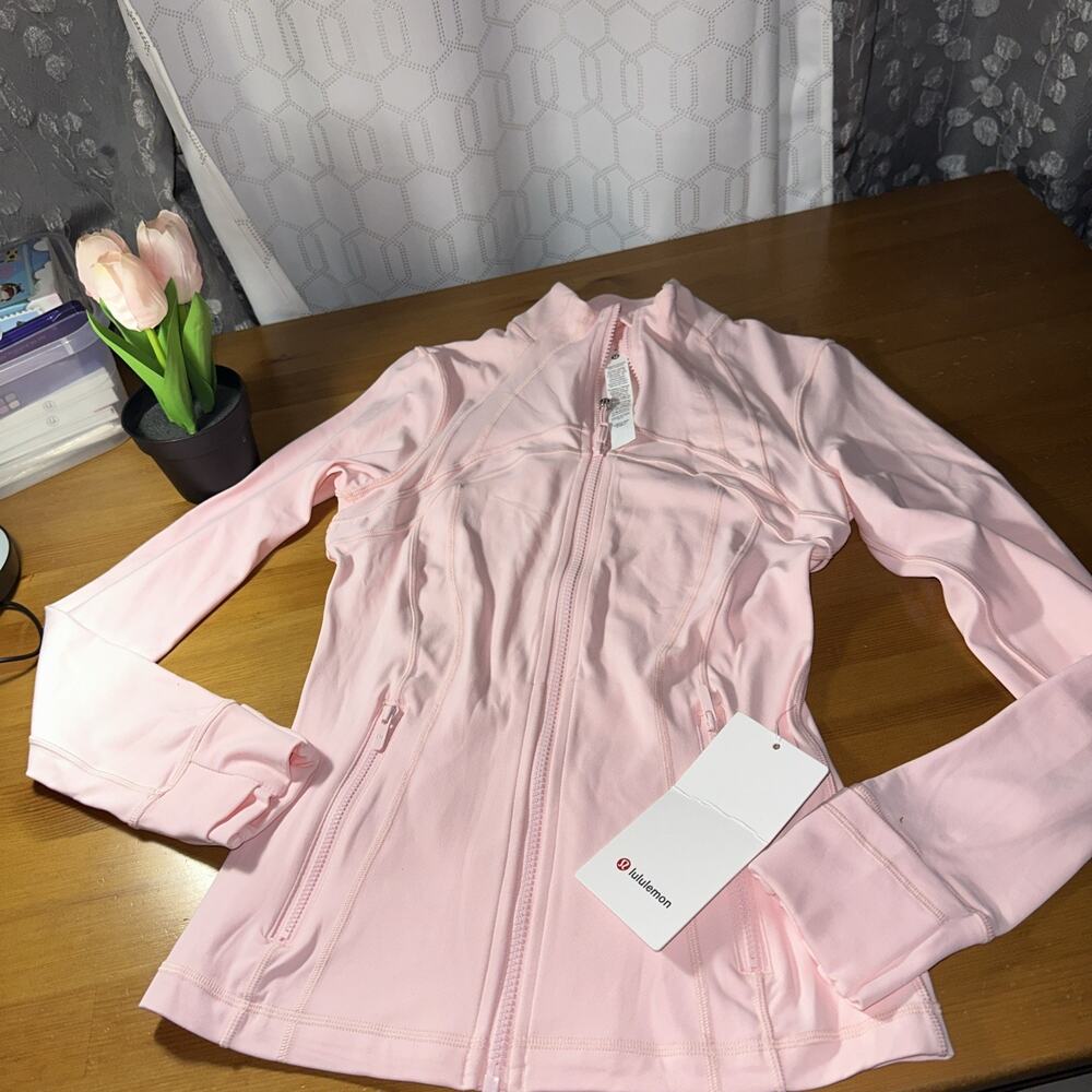 Lululemon Define Jacket Nulu BLQU Blush Quartz Size 4 Light Pink